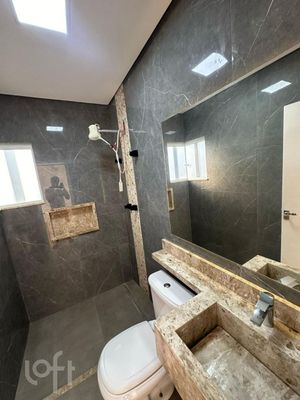 Image 9 - 900123
