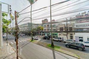 Image 30 - 900125