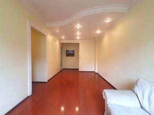 Image 3 - 900136