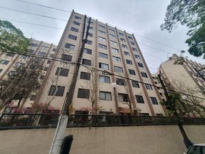 Image 11 - 900136