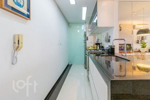 Image 6 - 900142