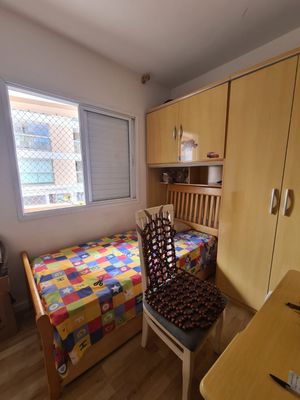 Image 7 - 900145