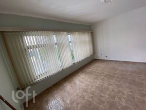 Image 19 - 900146