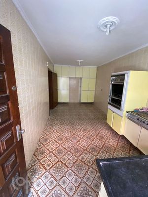 Image 3 - 900146