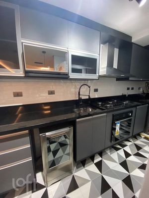 Image 3 - 900148
