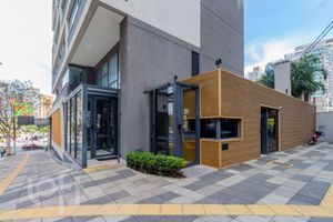 Image 8 - 900152