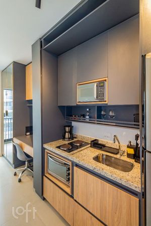 Image 3 - 900152