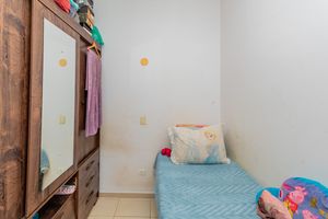 Image 16 - 900153