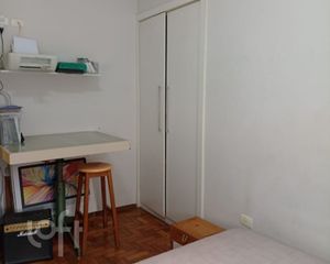 Image 11 - 900160