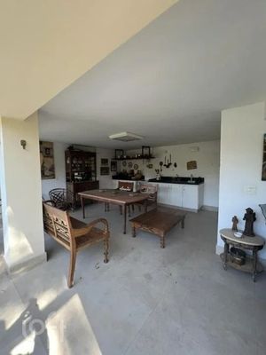 Image 14 - 900162