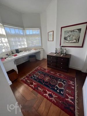 Image 5 - 900162