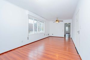 Image 1 - 900164