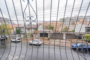 Image 9 - 900164