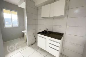 Image 15 - 900172