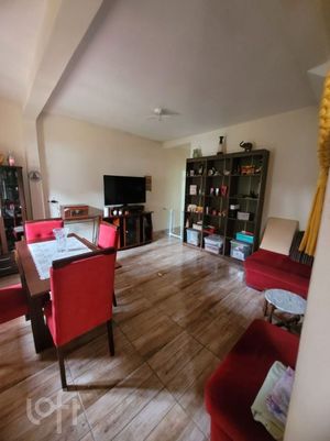 Image 1 - 900173