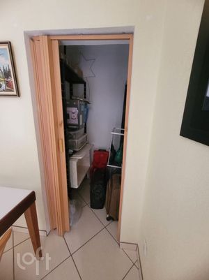 Image 11 - 900173