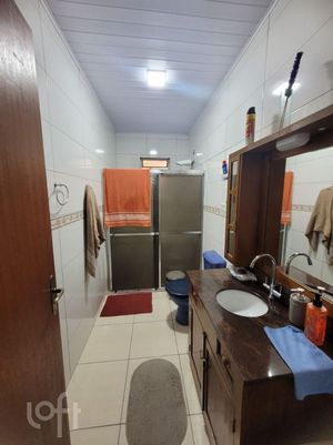 Image 18 - 900173