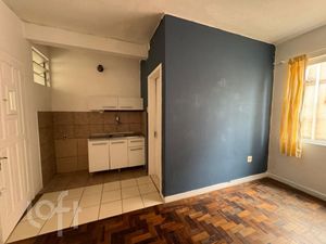 Image 1 - 900181