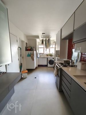 Image 23 - 900182