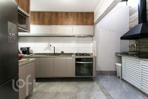 Image 4 - 900183