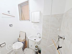 Image 30 - 900187