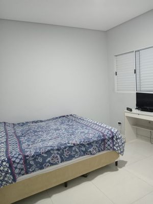 Image 18 - 900194