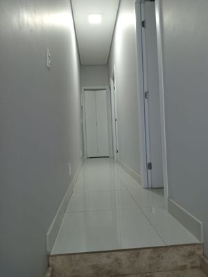 Image 4 - 900194