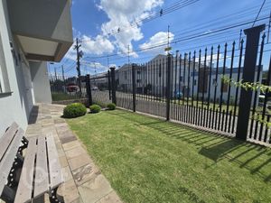 Image 15 - 900195