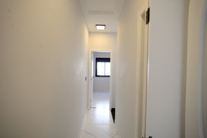 Image 30 - 900228