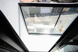 Image 18 - 900238