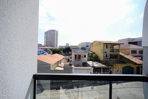 Image 19 - 900238