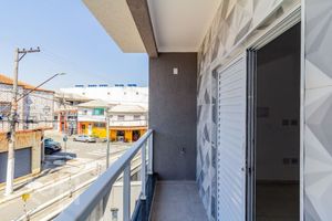 Image 32 - 900242