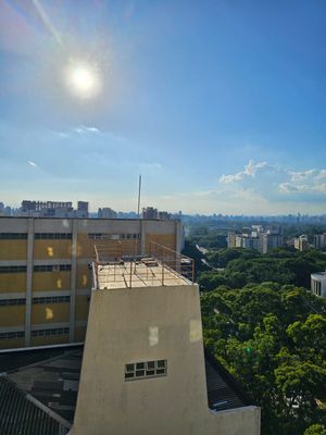 Image 11 - 900256