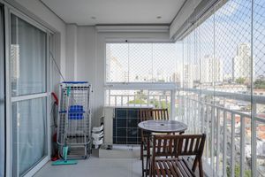 Image 18 - 900287