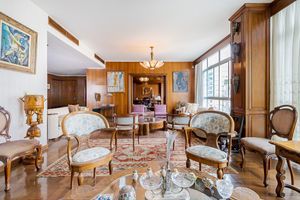 Image 3 - 900289