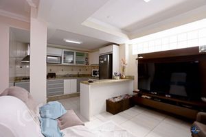 Image 22 - 900336