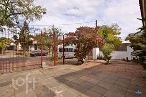 Image 62 - 900336
