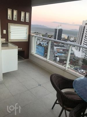 Image 14 - 900346