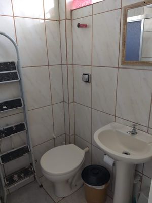 Image 8 - 900349