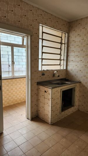 Image 5 - 900350