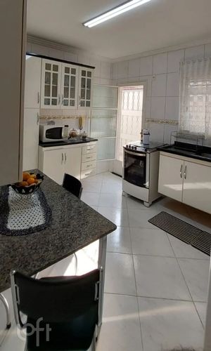 Image 4 - 900352