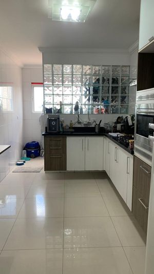 Image 39 - 900374