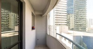 Image 12 - 900383