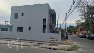 Image 4 - 900393