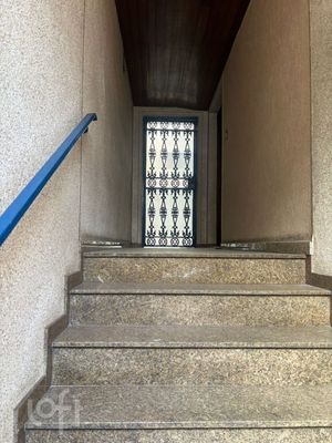 Image 21 - 900408