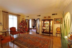 Image 7 - 900419