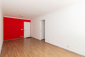 Image 3 - 900450