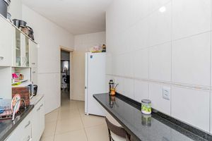 Image 26 - 900503