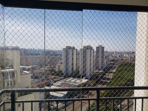 Image 33 - 900512