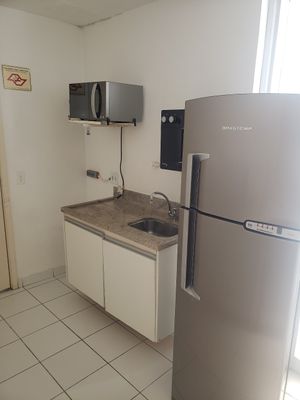 Image 1 - 900512